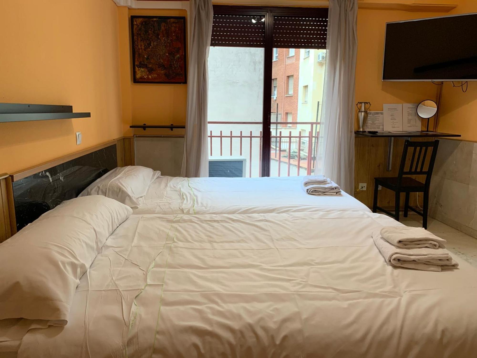 Apartamentos Y Estudios Torr En Madrid - Chamartin Con Wifi Gratis 外观 照片