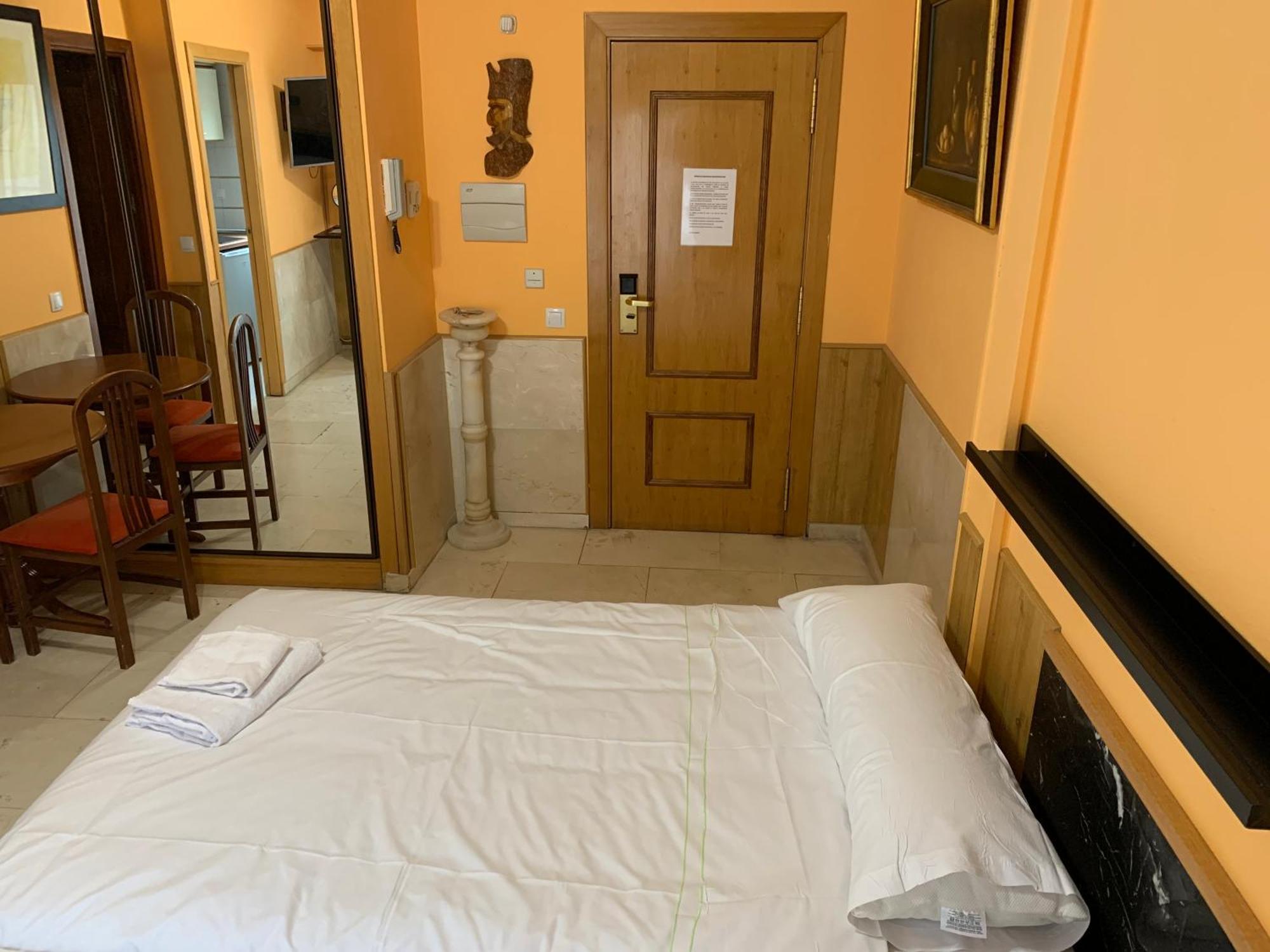 Apartamentos Y Estudios Torr En Madrid - Chamartin Con Wifi Gratis 外观 照片